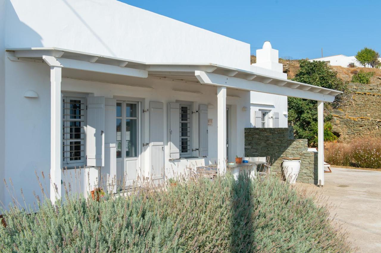 Grey House Villa Exámbela Eksteriør billede