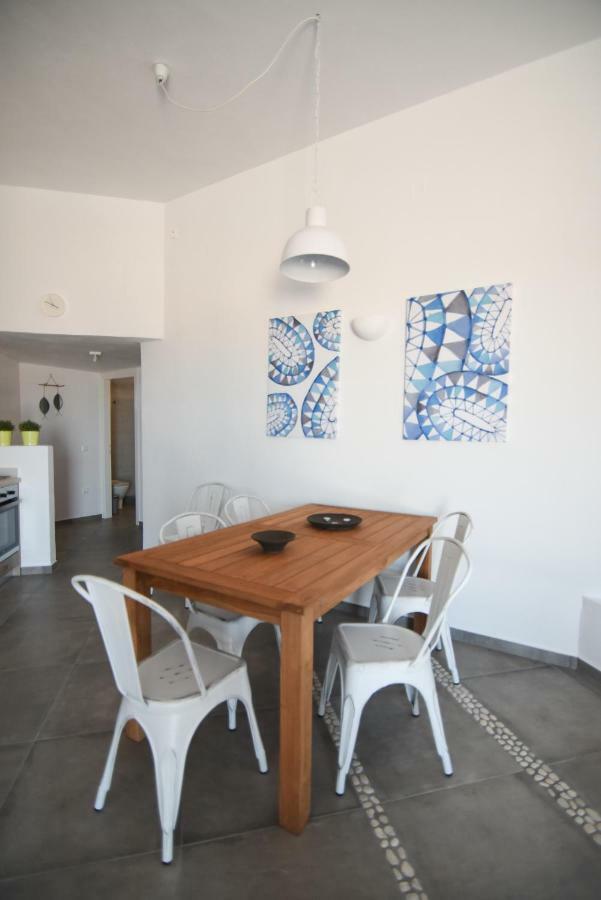 Grey House Villa Exámbela Eksteriør billede